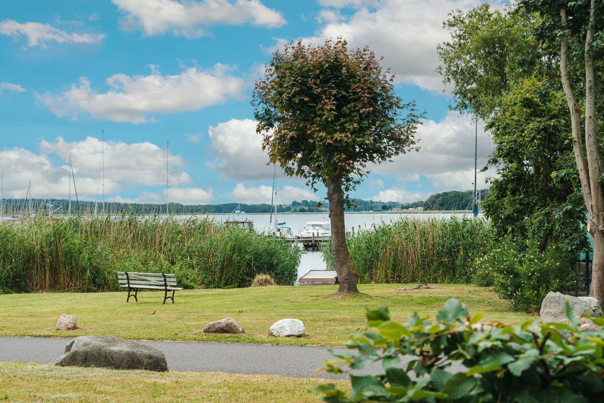 Selliner Ferienappartements Mit Balkon Und Seeblick Exteriör bild