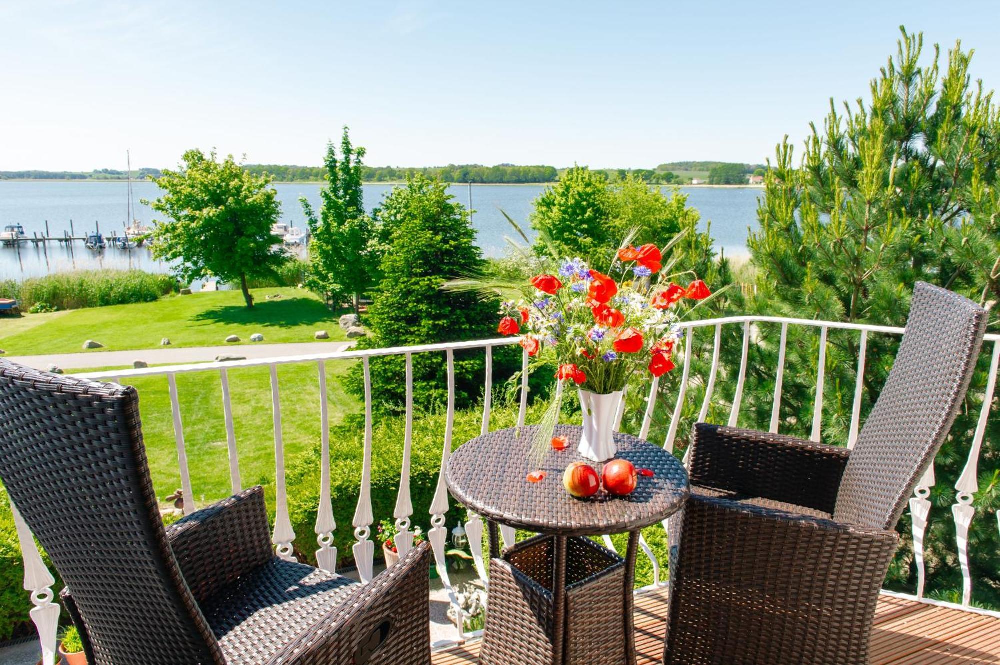 Selliner Ferienappartements Mit Balkon Und Seeblick Exteriör bild